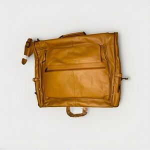 AmeriLeather Tan/brown Leather Three-suit Garment Bag